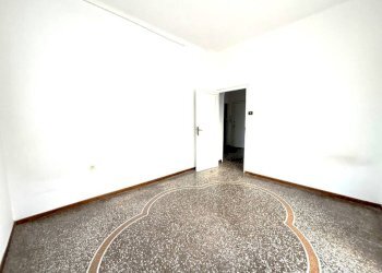 Camera da letto - Quadrilocale via Giuseppe Majorana, 12, Genova (zona Quarto) - foto 11