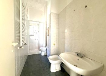 Bagno - Quadrilocale via Giuseppe Majorana, 12, Genova (zona Quarto) - foto 12