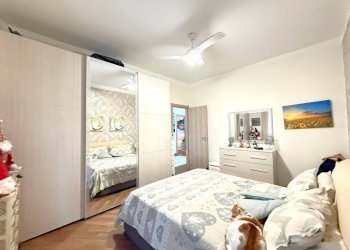 Camera da letto - Trilocale viale Pio VII, 50, Genova (zona Quarto) - foto 14