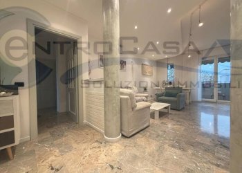 Salone - Quadrilocale Ozzano dell'Emilia - foto 13