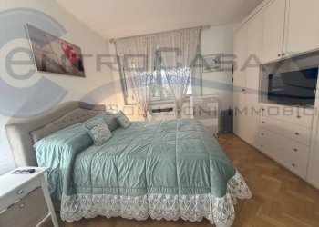 Camera da letto - Quadrilocale Ozzano dell'Emilia - foto 19