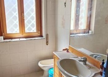 Bagno - Bilocale via Giacomo della Marca, Roma - foto 8