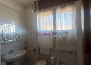 Bagno - Villa a Schiera via Ascanio Sobrero, 5, Alba - foto 13