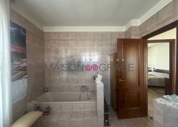 Bagno - Villa a Schiera via Ascanio Sobrero, 5, Alba - foto 19