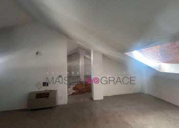 Stanza non arredata - Villa a Schiera via Ascanio Sobrero, 5, Alba - foto 24