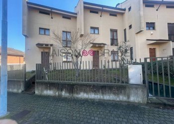 Facciata - Villa a Schiera via Ascanio Sobrero, 5, Alba - foto 32