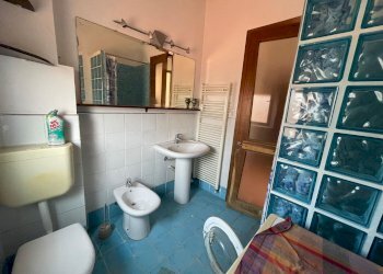 Three-room apartment Alessandria - photo 18