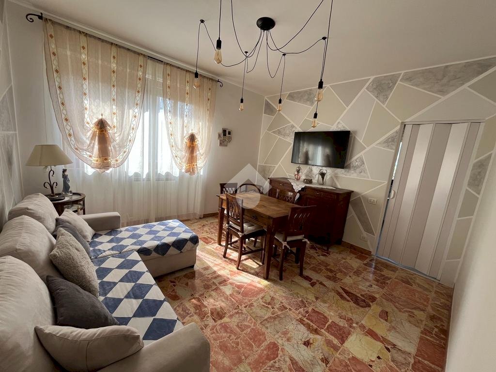 Trilocale Via Galluzia, Banchette - foto 3