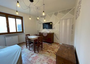 Trilocale Via Galluzia, Banchette - foto 2