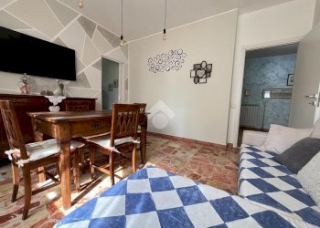 Three-room apartment Via Galluzia, Banchette - photo 14