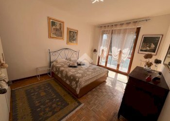 Three-room apartment Via Galluzia, Banchette - photo 19