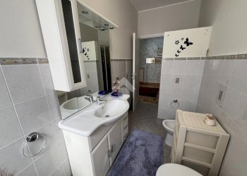 Three-room apartment Via Galluzia, Banchette - photo 41