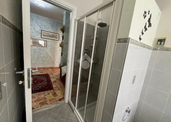 Three-room apartment Via Galluzia, Banchette - photo 47