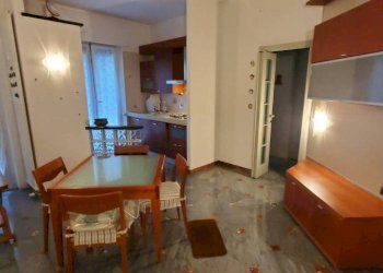 Trilocale Genova (zona Cornigliano) - foto 3