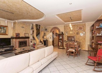 Casa indipendente Strada Mollie, San Carlo Canavese - foto 4