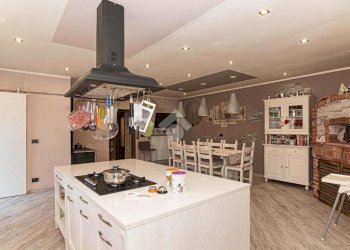 Casa indipendente Strada Mollie, San Carlo Canavese - foto 9