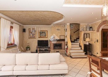 Casa indipendente Strada Mollie, San Carlo Canavese - foto 11