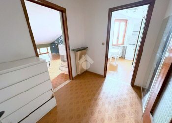 Two-room apartment Via Torino, San Francesco al Campo - photo 6