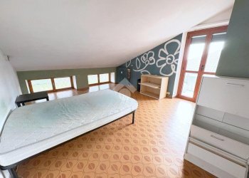 Two-room apartment Via Torino, San Francesco al Campo - photo 12