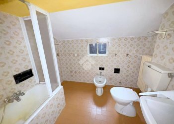 Two-room apartment Via Torino, San Francesco al Campo - photo 13