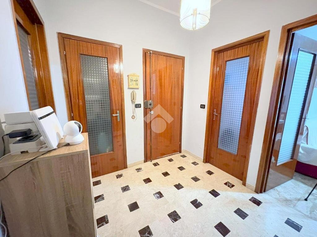 Three-room apartment Via Torino, San Francesco al Campo - photo 2