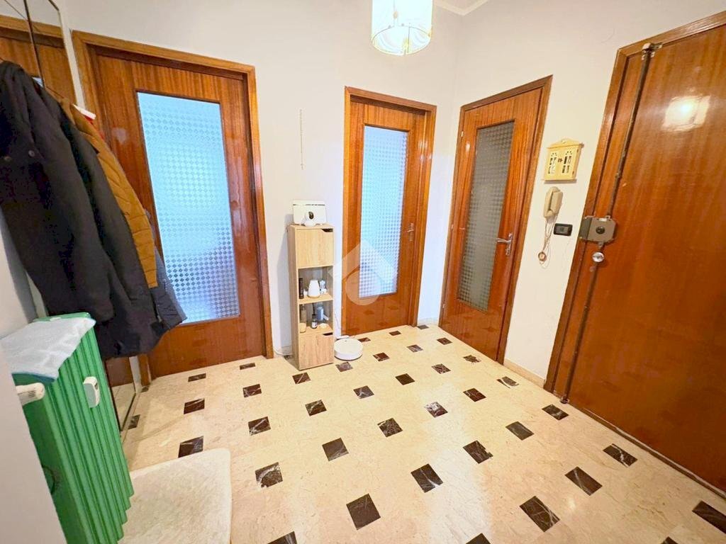 Three-room apartment Via Torino, San Francesco al Campo - photo 3
