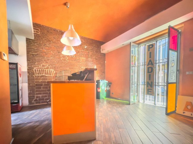 Locale Commerciale Torino (zona San Donato) - foto 1