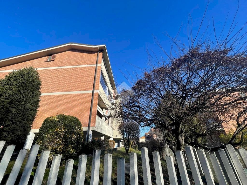 Four-room apartment Via XXV Aprile, Rivalta di Torino - photo 2