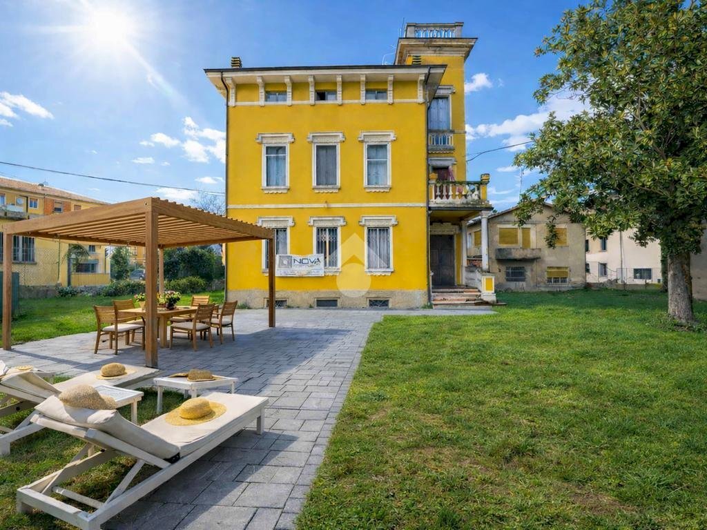 Villa Viale Roma, Novellara - foto 3