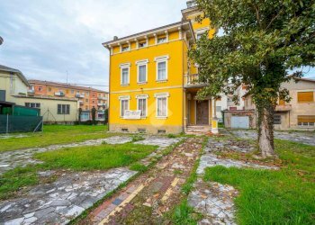 Villa Viale Roma, Novellara - foto 1