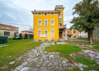 Villa Viale Roma, Novellara - foto 2