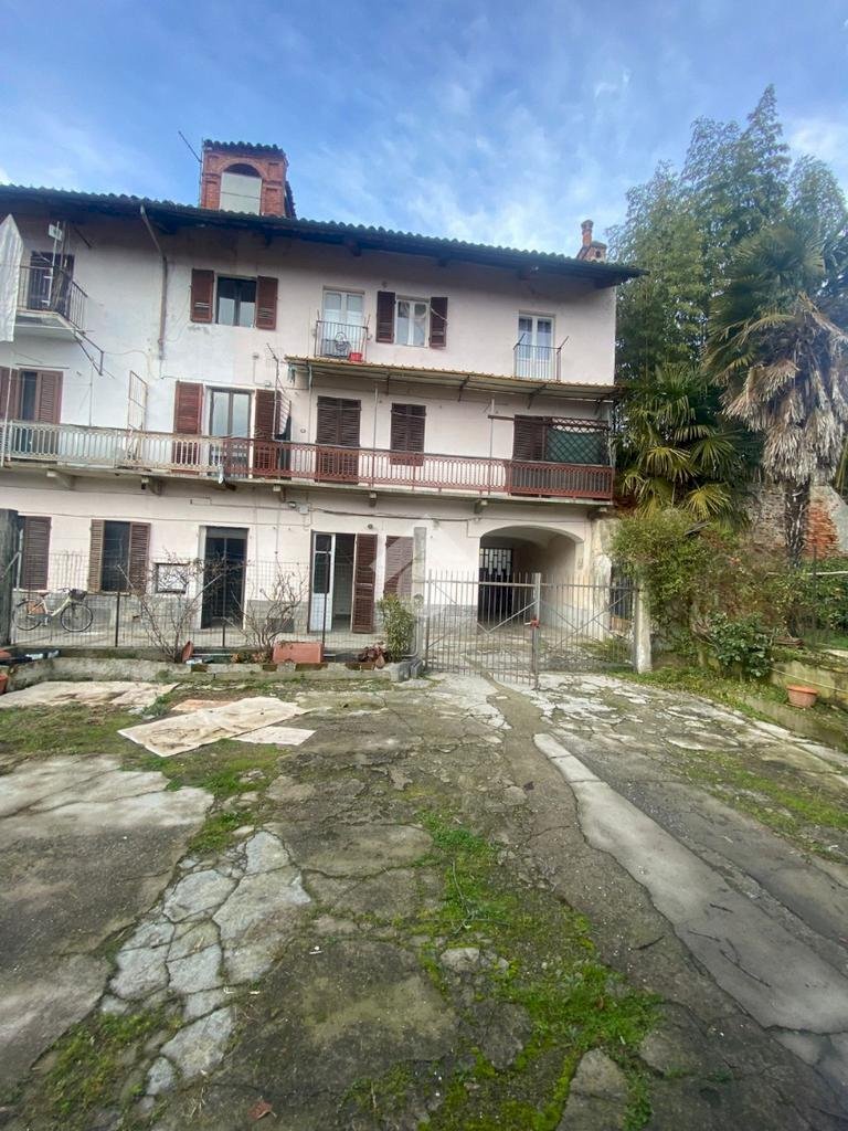 Stabile - Palazzo Vicolo Cattaneo, San Giorgio Canavese - foto 1