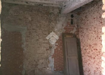 Casa semi indipendente Piazza V. Emanuele II, San Giorgio Canavese - foto 8