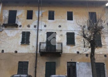 Casa semi indipendente Piazza V. Emanuele II, San Giorgio Canavese - foto 12