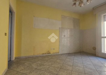 Trilocale Via Giacomo Matteotti, Galliate - foto 7