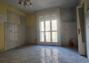 Trilocale Via Giacomo Matteotti, Galliate - foto 31