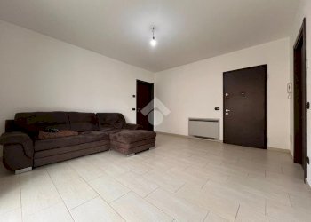 Trilocale Via Della Costituzione, Galliate - foto 18