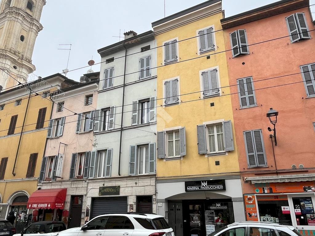 Bilocale Strada Massimo D'Azeglio, Parma (zona Oltretorrente) - foto 1