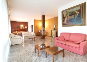 Appartamento Viale IV Novembre, Reggio nell'Emilia - foto 1