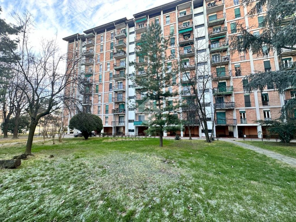 Quadrilocale Via Luigi Chiarelli, Milano (zona Gallaratese) - foto 1