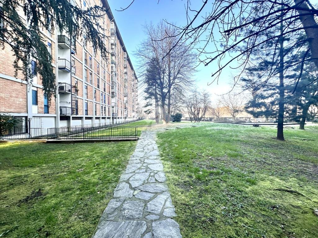 Quadrilocale Via Luigi Chiarelli, Milano (zona Gallaratese) - foto 2