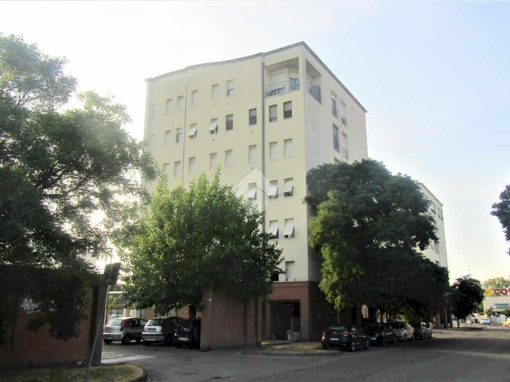 One-room apartment Via verona, Parma (neighborhood San Leonardo) - photo 2