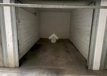 Monolocale Via verona, Parma (zona San Leonardo) - foto 40