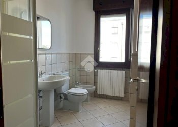 Monolocale Via verona, Parma (zona San Leonardo) - foto 27