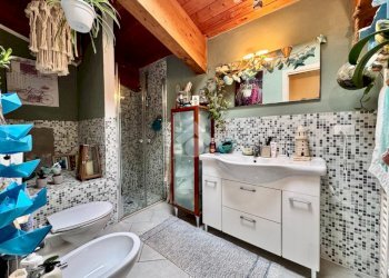 Three-room apartment Via Cartiano, Borghi - photo 6