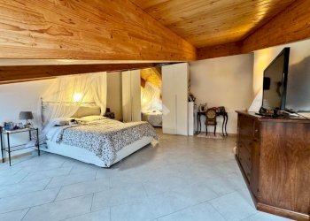 Three-room apartment Via Cartiano, Borghi - photo 12