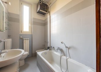 Three-room apartment Segrate - photo 11