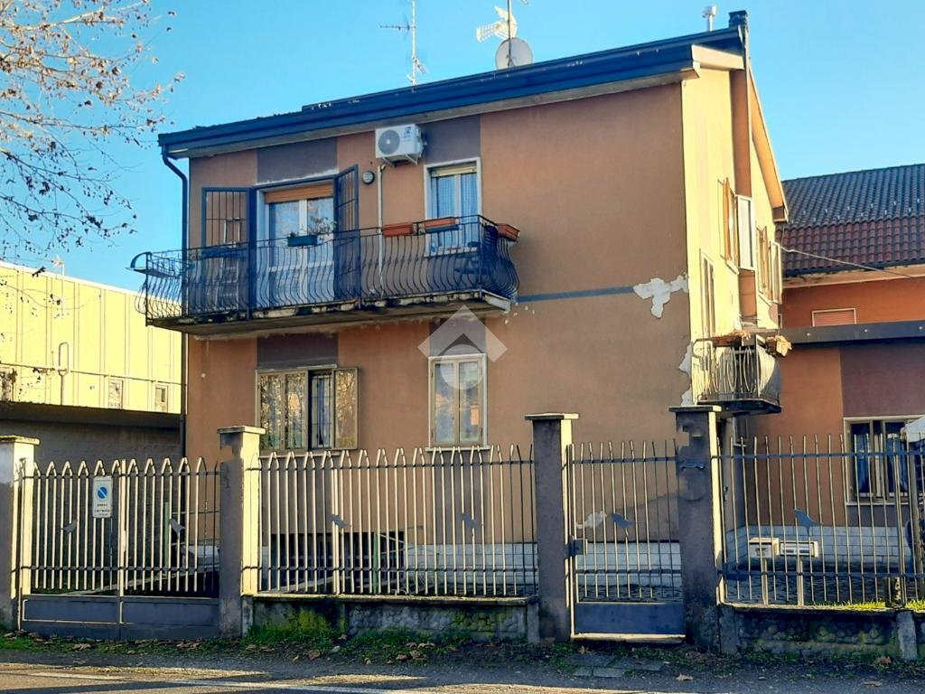 Three-room apartment Via Risorgimento, Senago - photo 1
