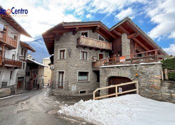 Foto 1 - Trilocale Via del Nord
 
14, La Salle - foto 1