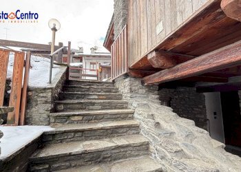 Foto 2 - Trilocale Via del Nord
 
14, La Salle - foto 2